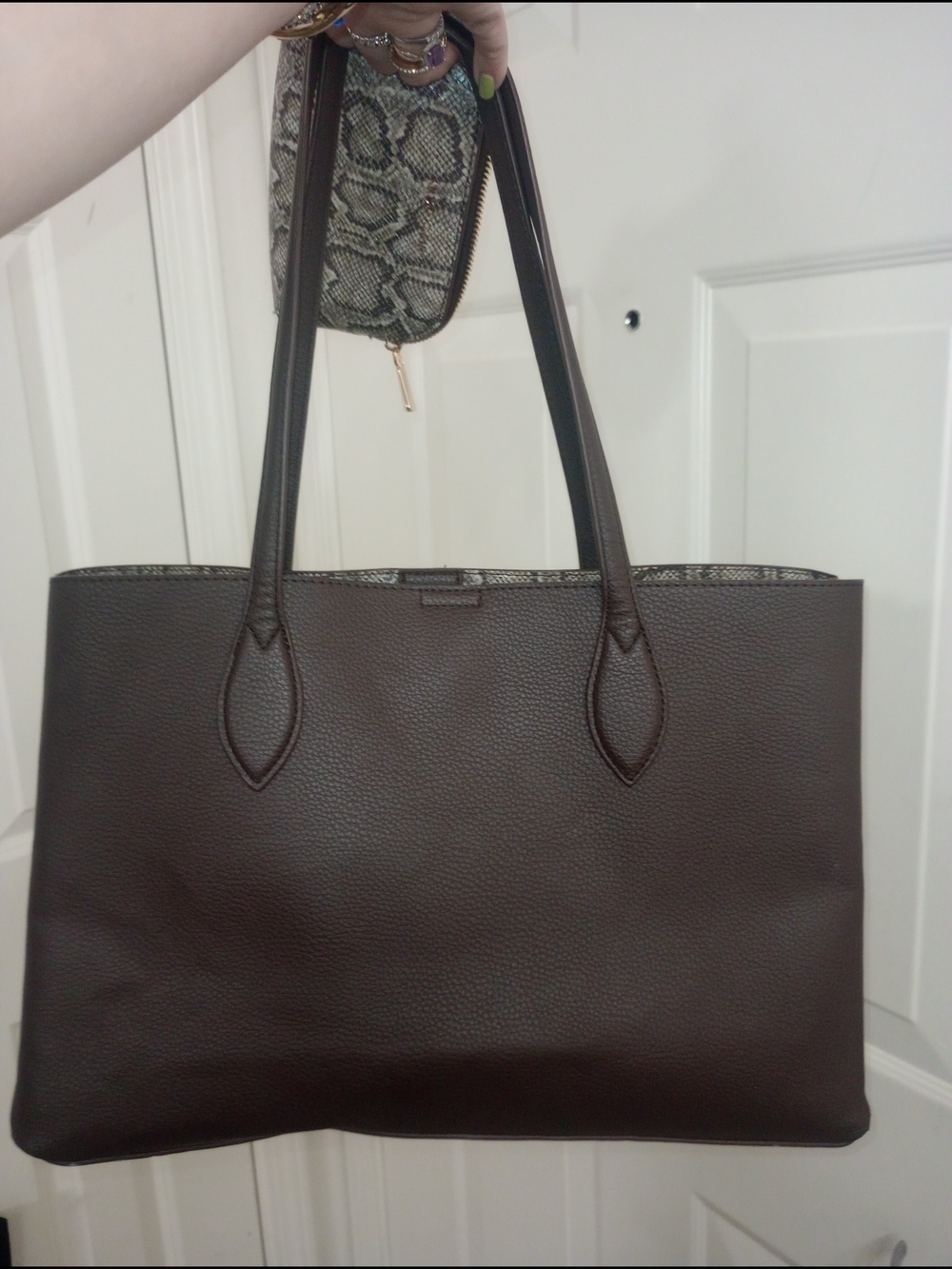 Anne Klein Dark Brown Leather Satchel ,Snakeskin Lined W. Matching Pouch - Picture 3 of 8